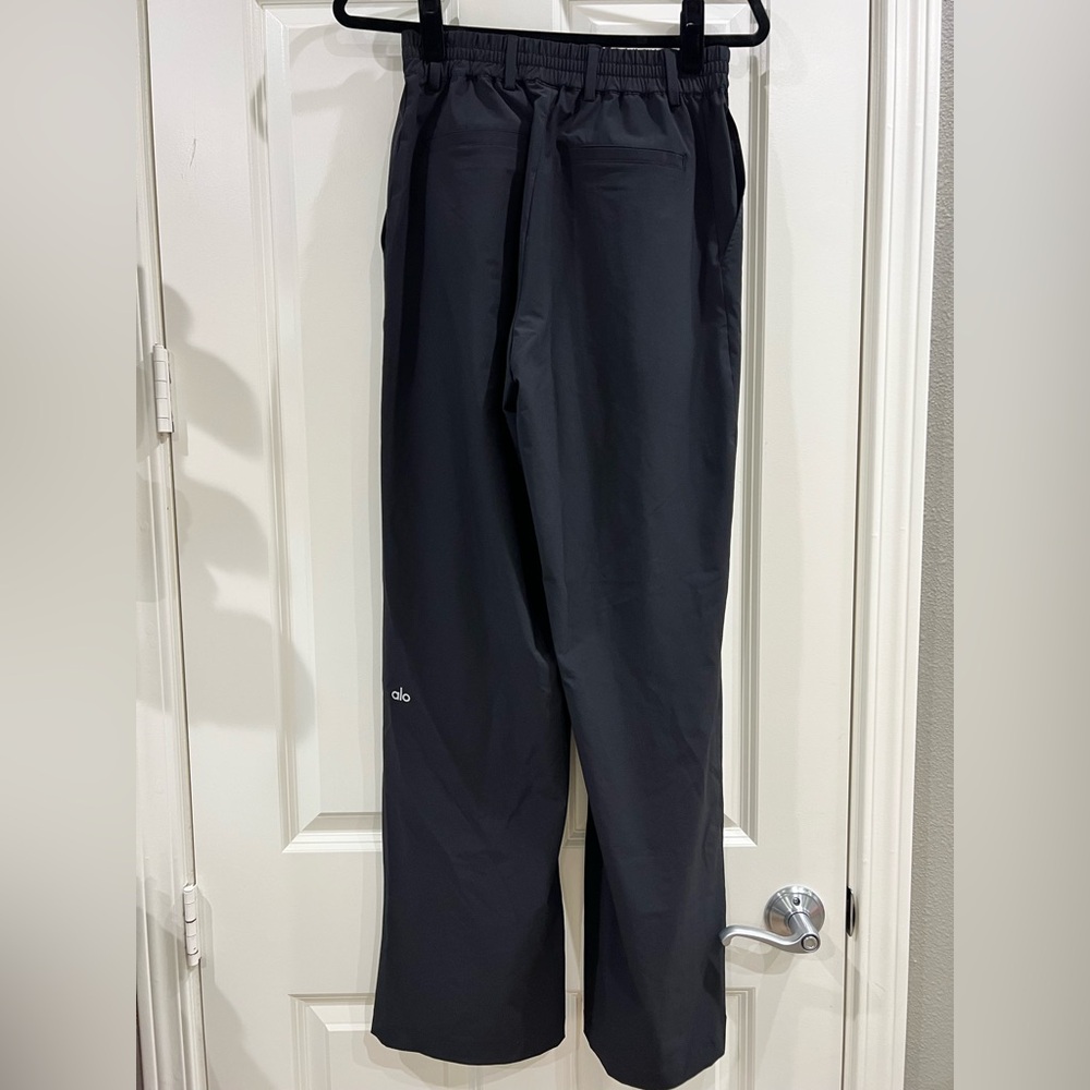 Alo High Waist Pursuit Trouser size XS - Picture 2 of 4